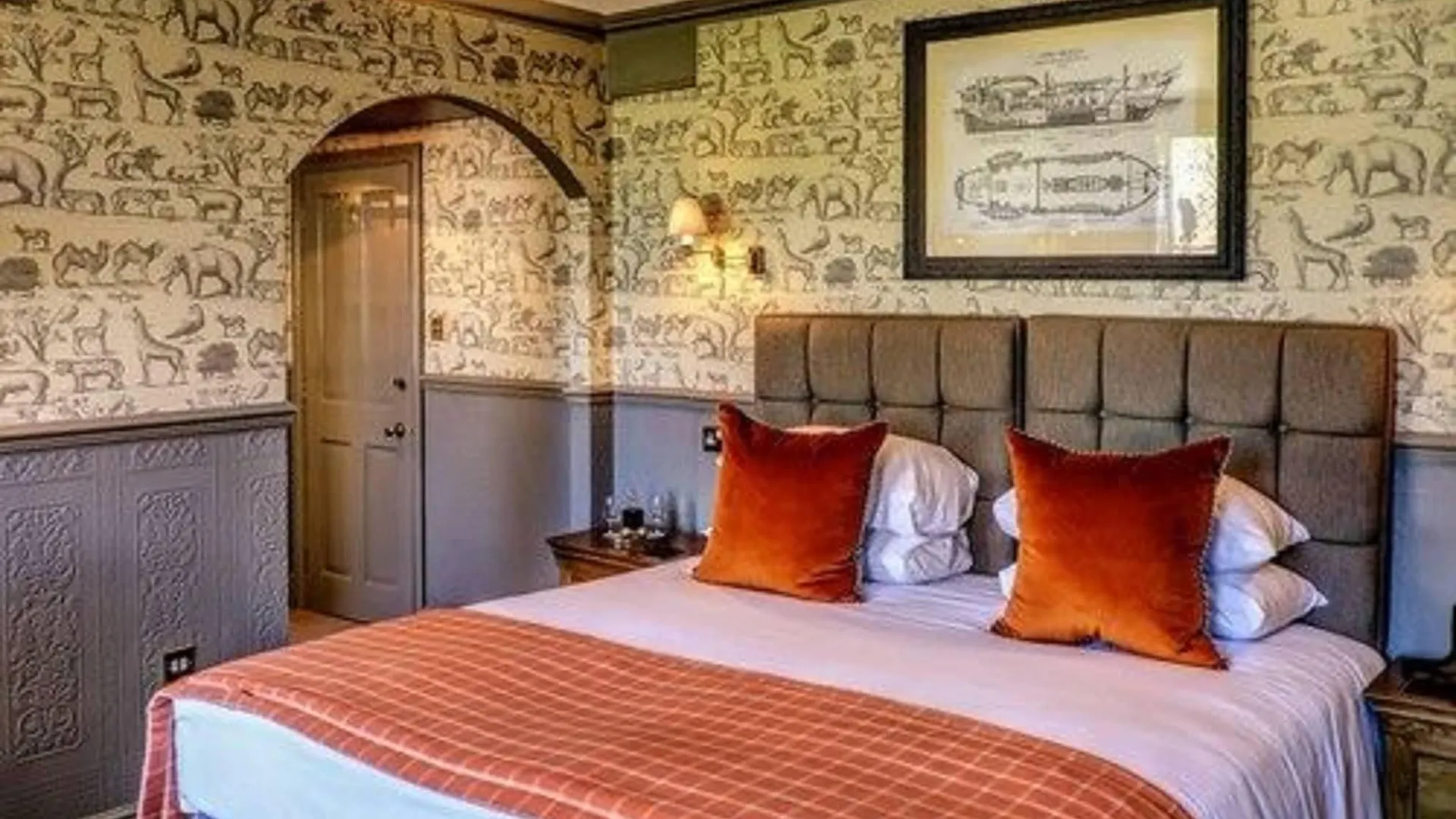 Гостевой дом The Ayrlington Guesthouse Бат