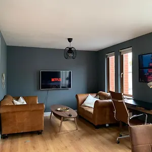 Apartment Woodstock Wow! Close To Centre Belfast